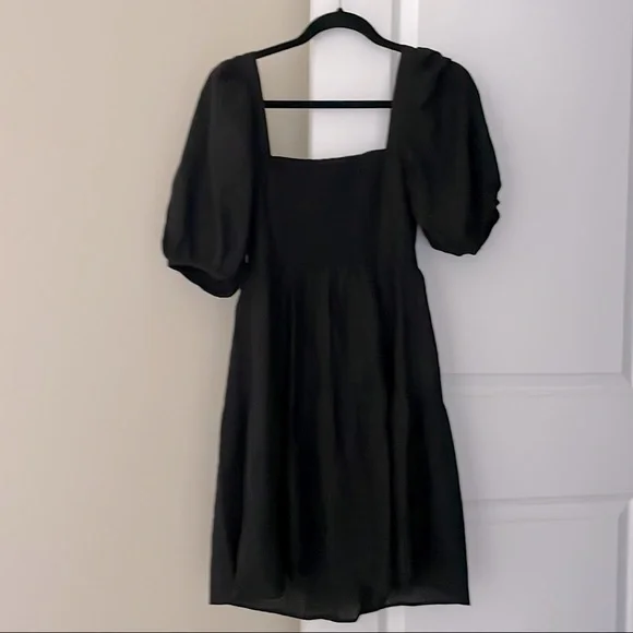 NWT House Of Harlow 1960 Puff Sleeves Tiered Dress Black